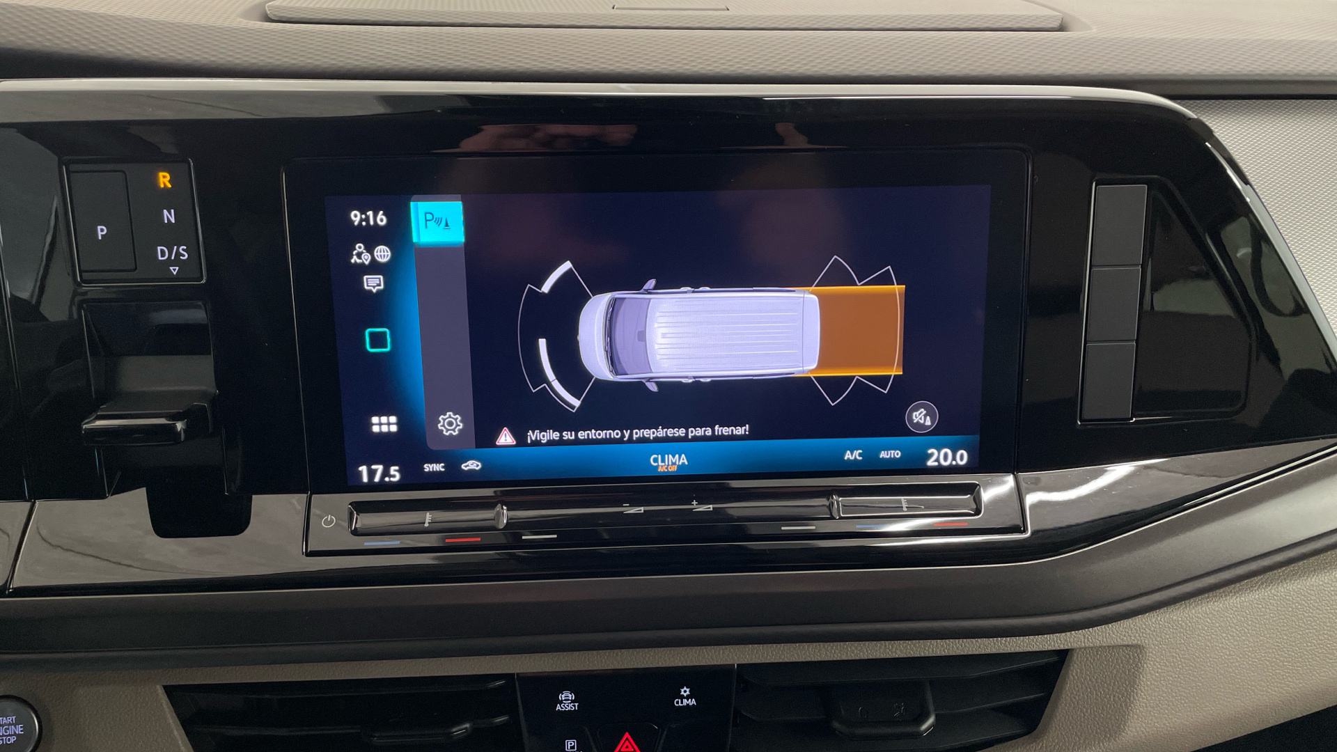 Volkswagen Multivan 2.0 TDI en Barcelona