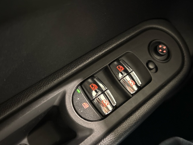 fotoG 23 del MINI MINI Countryman Cooper D 110 kW (150 CV) 150cv Diésel del 2019 en Burgos