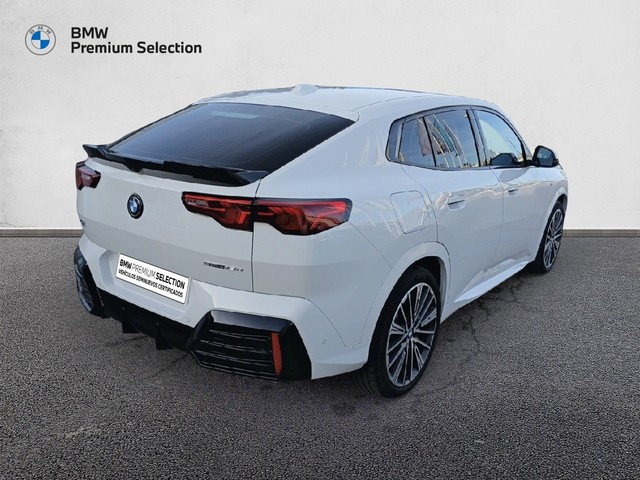 BMW X2 sDrive18d color Blanco. Año 2024. 110KW(150CV). Diésel. En concesionario Adler Motor S.L. TOLEDO de Toledo