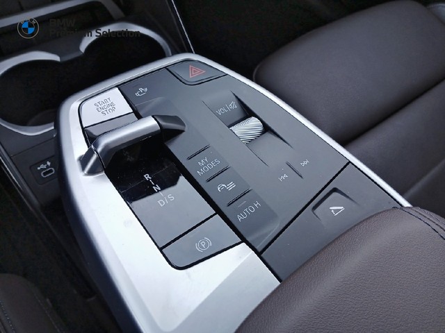 BMW X2 sDrive18d color Blanco. Año 2024. 110KW(150CV). Diésel. En concesionario Adler Motor S.L. TOLEDO de Toledo