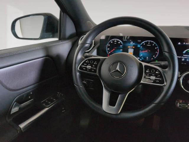 Mercedes-Benz GLA 180 100 kW (136 CV)