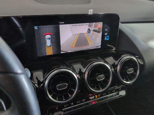 Mercedes-Benz GLA 180 100 kW (136 CV)