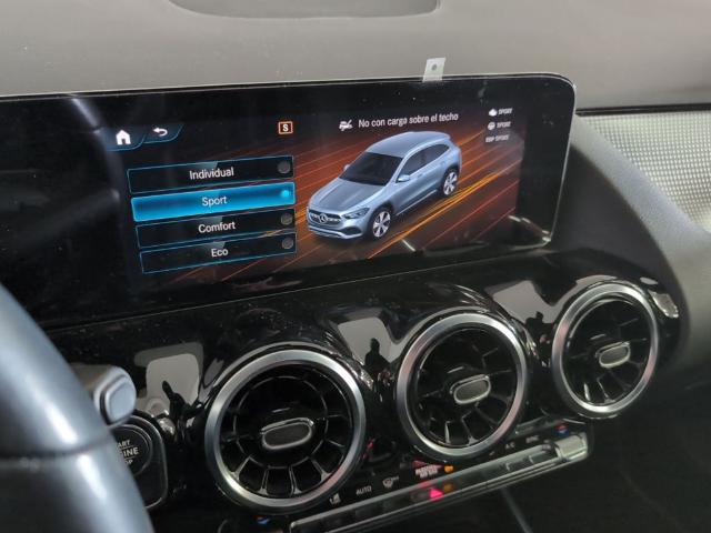 Mercedes-Benz GLA 180 100 kW (136 CV)