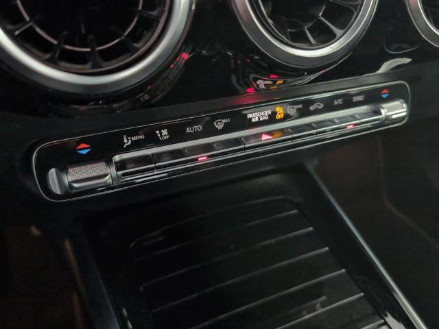 Mercedes-Benz GLA 180 100 kW (136 CV)