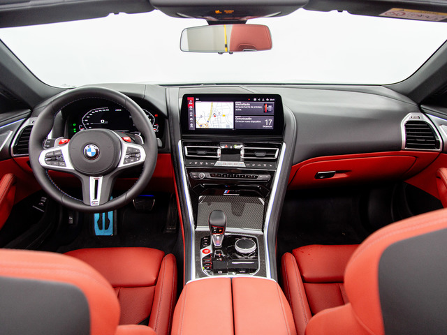 BMW M M8 Cabrio Competition color Negro. Año 2025. 460KW(625CV). Gasolina. En concesionario Móvil Begar Alicante de Alicante