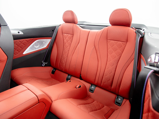 BMW M M8 Cabrio Competition color Negro. Año 2025. 460KW(625CV). Gasolina. En concesionario Móvil Begar Alicante de Alicante