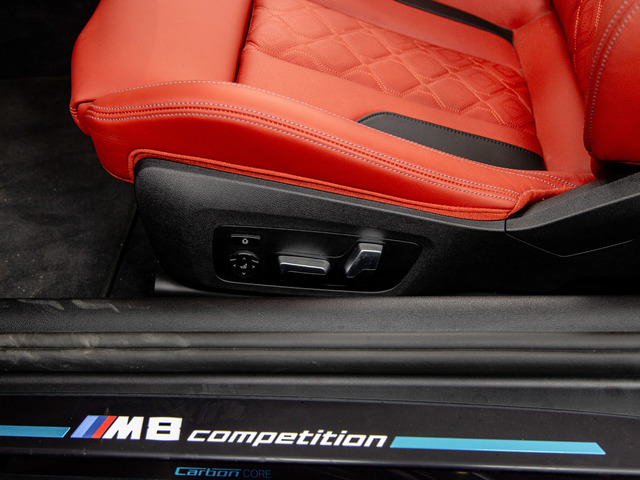 BMW M M8 Cabrio Competition color Negro. Año 2025. 460KW(625CV). Gasolina. En concesionario Móvil Begar Alicante de Alicante