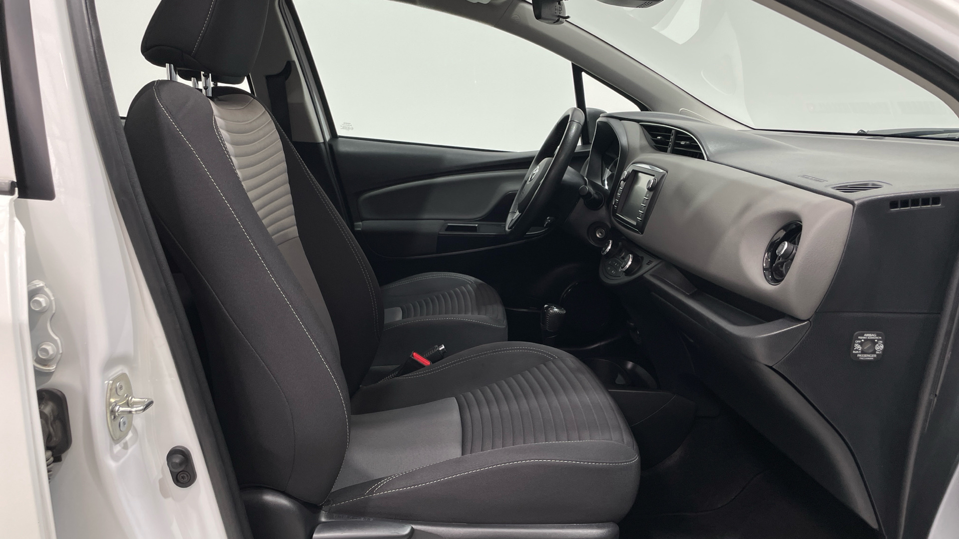 Toyota Yaris 1.5 100H en Barcelona