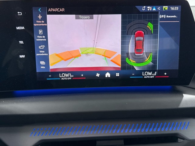 BMW Serie 2 220d Gran Coupe color Rojo. Año 2025. 120KW(163CV). Diésel. En concesionario Auto Premier, S.A. - MADRID de Madrid