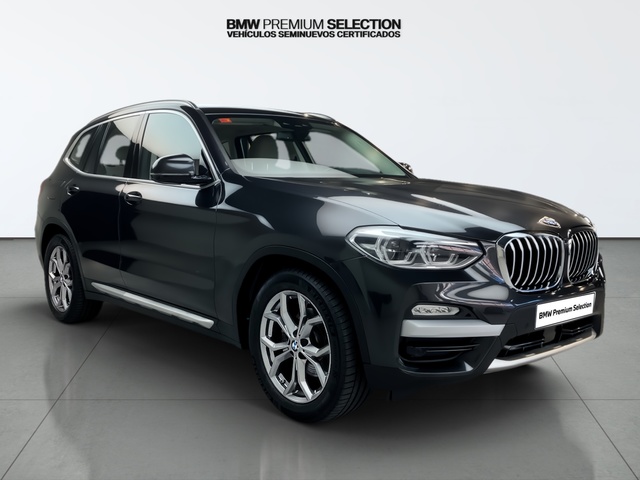 BMW X3 xDrive20d color Gris. Año 2019. 140KW(190CV). Diésel. En concesionario Oliva Motor Tarragona de Tarragona