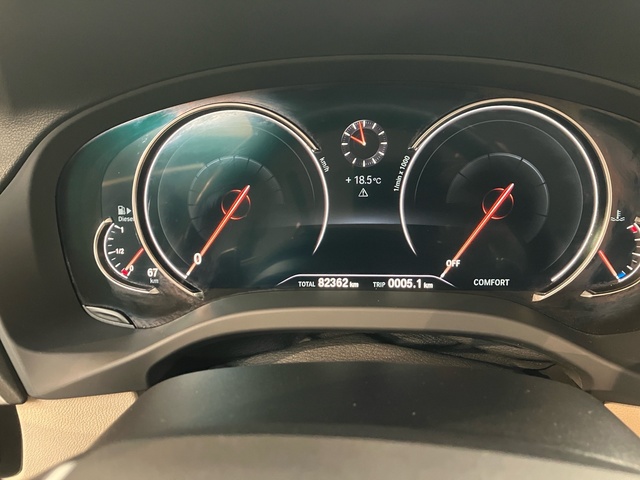 BMW X3 xDrive20d color Gris. Año 2019. 140KW(190CV). Diésel. En concesionario Oliva Motor Tarragona de Tarragona