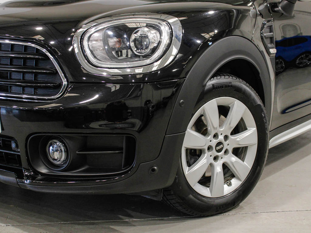 fotoG 5 del MINI MINI Countryman Cooper D 110 kW (150 CV) 150cv Diésel del 2020 en Barcelona