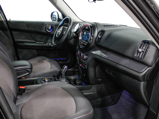 fotoG 7 del MINI MINI Countryman Cooper D 110 kW (150 CV) 150cv Diésel del 2020 en Barcelona