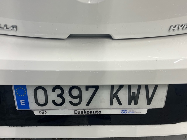 Toyota Corolla 1.8 125 Híbrido Active Tech E-CVT 90 kW (122 CV)