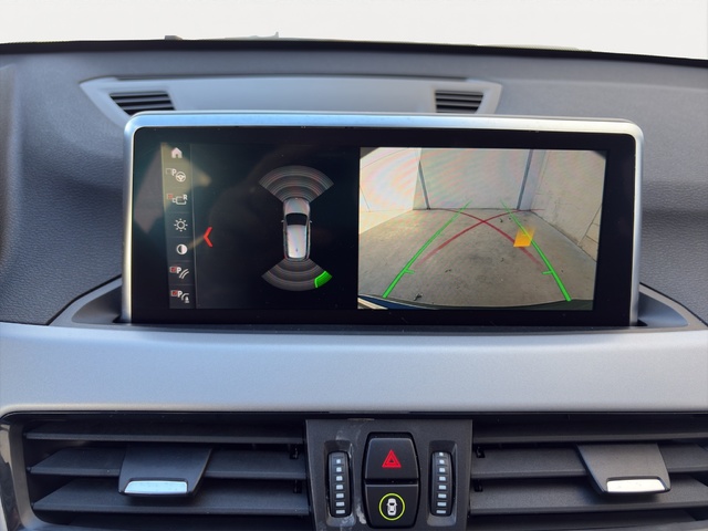 BMW X1 sDrive18i color Gris. Año 2021. 103KW(140CV). Gasolina. En concesionario Benigar Finestrat de Alicante