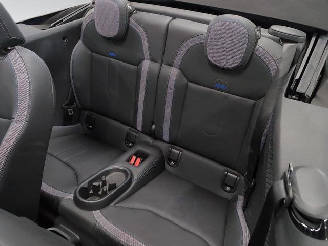 fotoG 8 del MINI MINI Cooper Cabrio C 120 kW (163 CV) 163cv Gasolina del 2025 en Murcia