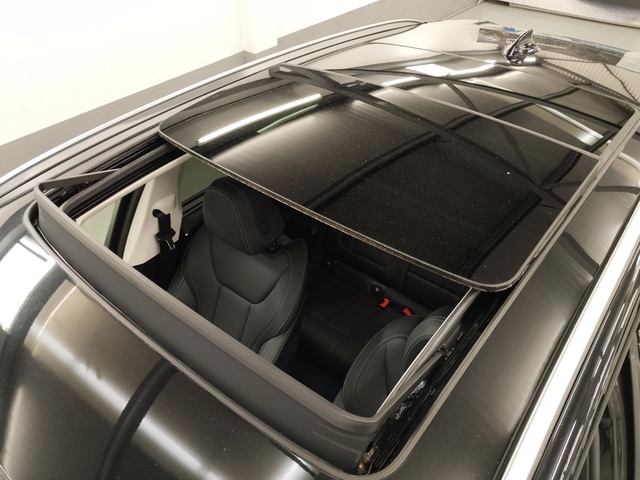 BMW X3 xDrive30e color Negro. Año 2024. 215KW(292CV). Híbrido Electro/Gasolina. En concesionario Autoberón de La Rioja