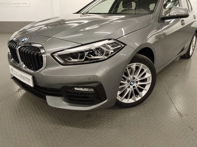 BMW Serie 1 118i color Gris. Año 2024. 103KW(140CV). Gasolina. En concesionario Autoberón de La Rioja