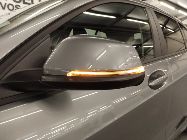 BMW Serie 1 118i color Gris. Año 2024. 103KW(140CV). Gasolina. En concesionario Autoberón de La Rioja