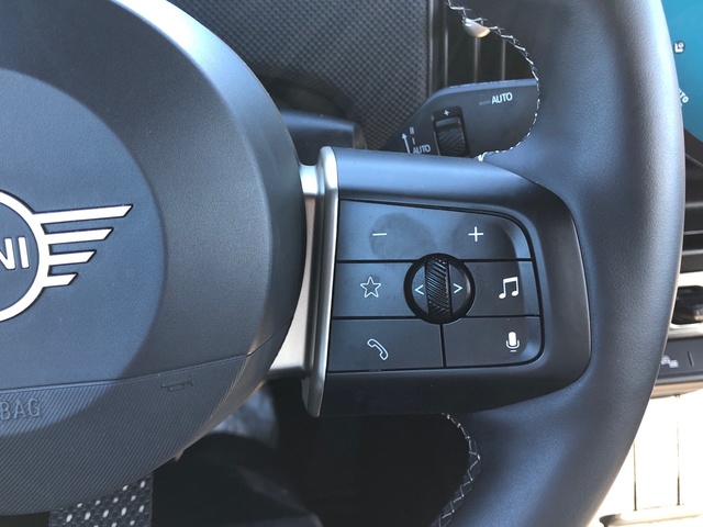 fotoG 20 del MINI MINI Cooper Cabrio C 120 kW (163 CV) 163cv Gasolina del 2025 en Illes Balears