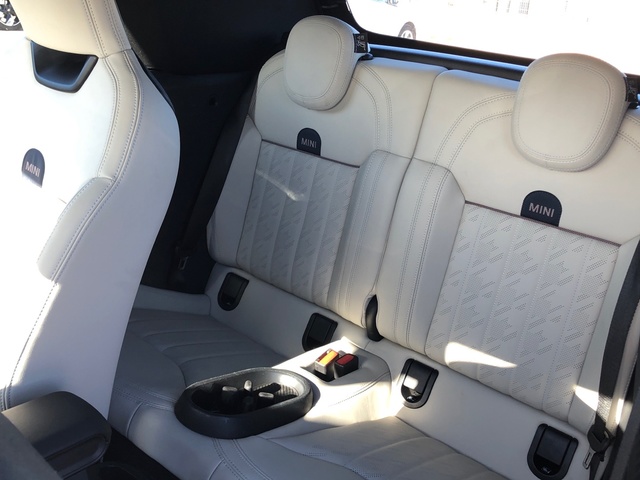 fotoG 8 del MINI MINI Cooper Cabrio C 120 kW (163 CV) 163cv Gasolina del 2025 en Illes Balears