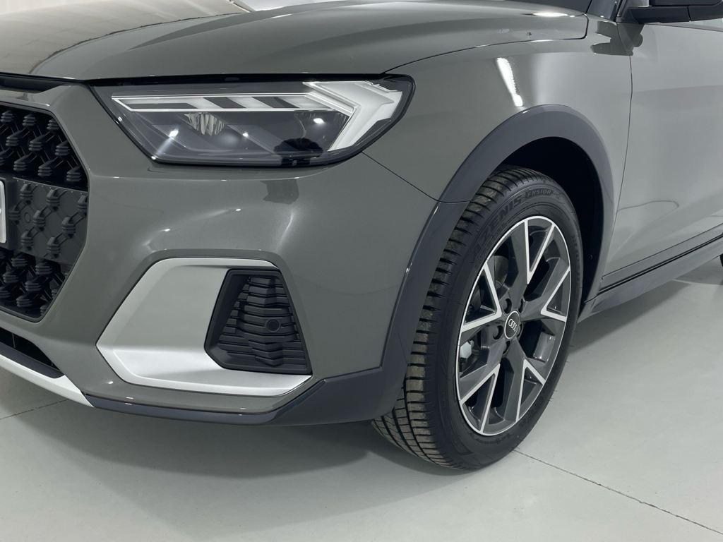 Audi A1 allstreet 30 TFSI en Barcelona