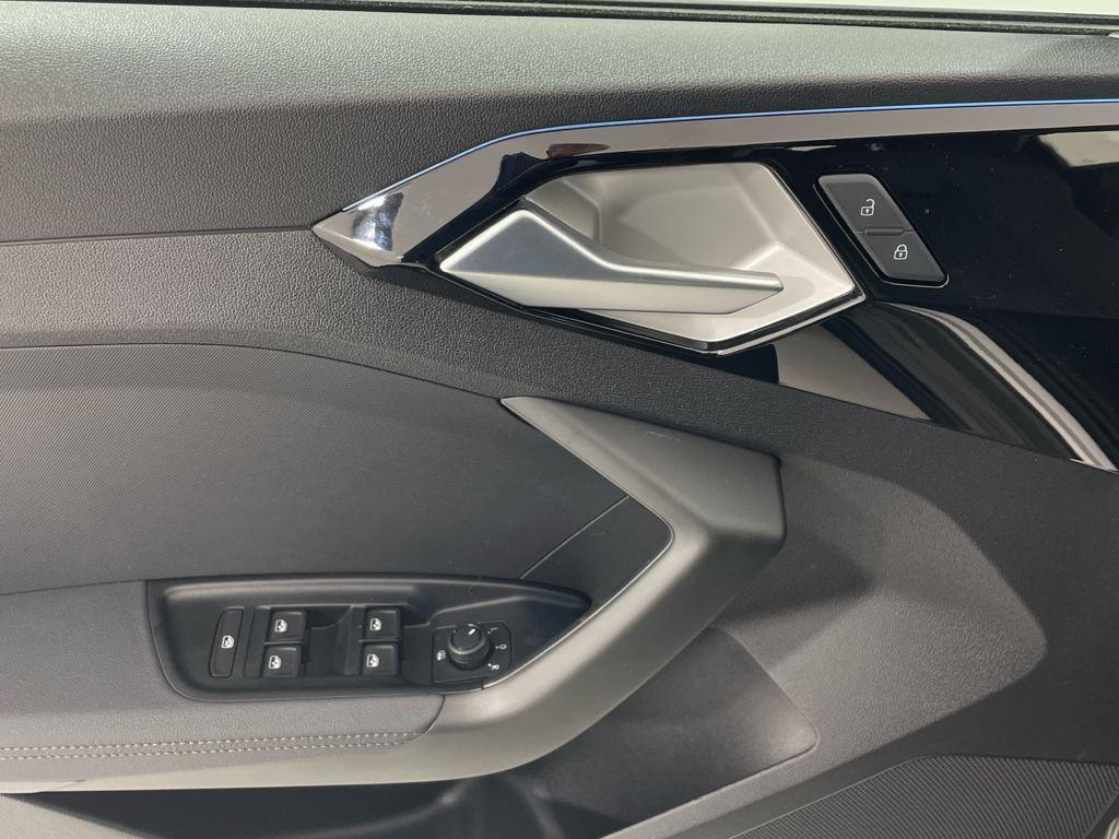 Audi A1 allstreet 30 TFSI en Barcelona