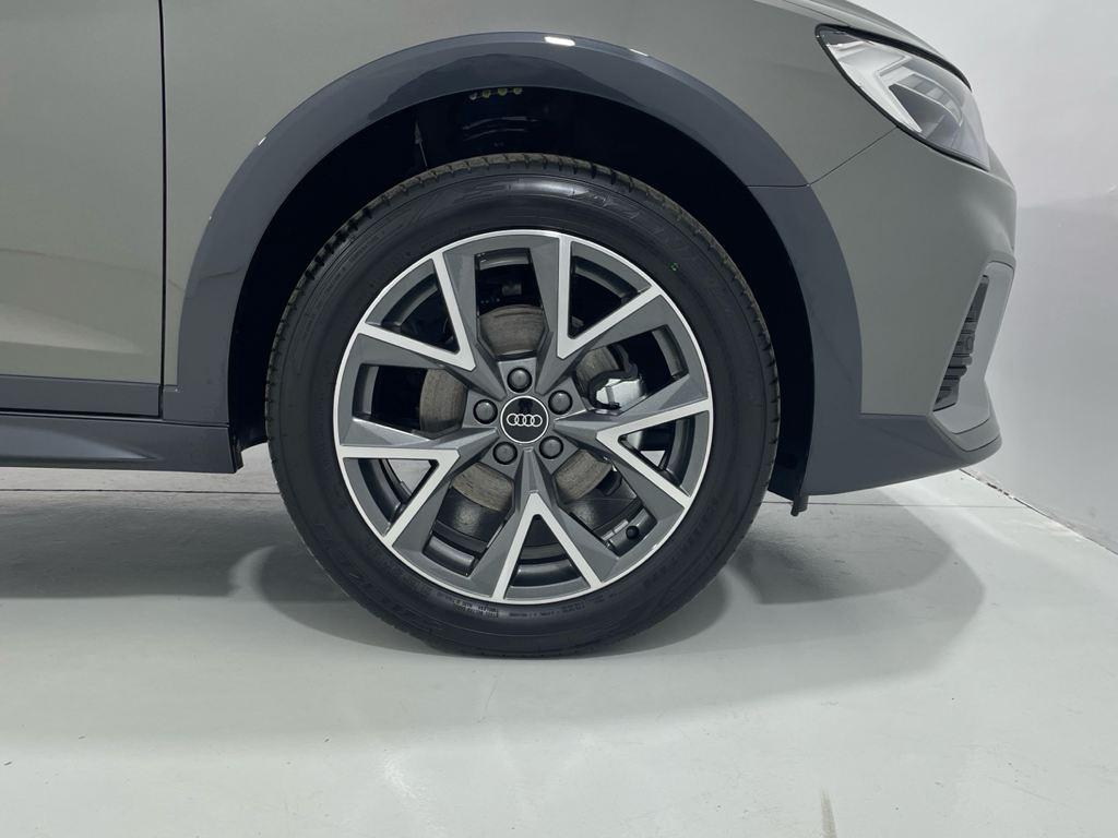 Audi A1 allstreet 30 TFSI en Barcelona