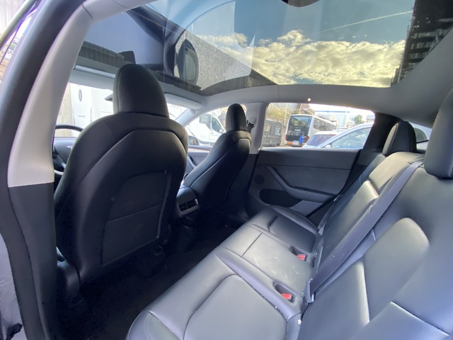 Tesla Model Y Gran Autonomía 4WD 274 kW (372 CV)