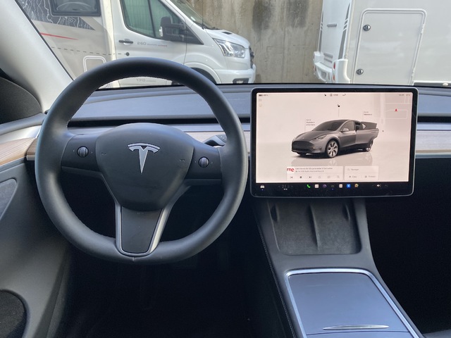 Tesla Model Y Gran Autonomía 4WD 274 kW (372 CV)