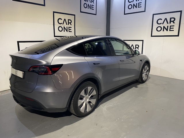 Tesla Model Y Gran Autonomía 4WD 274 kW (372 CV)