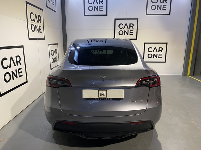 Tesla Model Y Gran Autonomía 4WD 274 kW (372 CV)