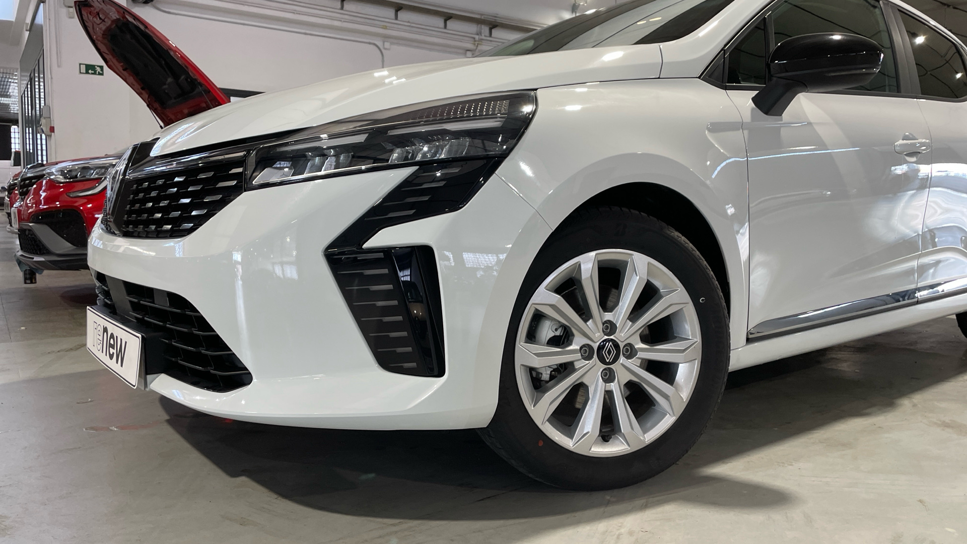 Renault Clio E-Tech full hybrid 145 en Barcelona