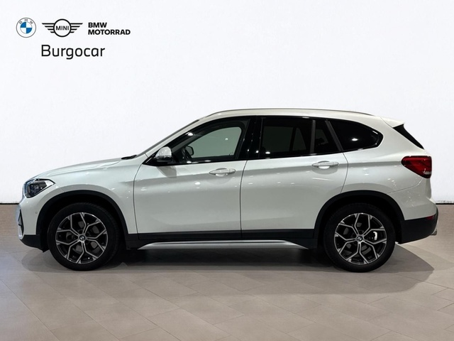 BMW X1 xDrive18d color Blanco. Año 2021. 110KW(150CV). Diésel. En concesionario Motor Gorbea de Álava