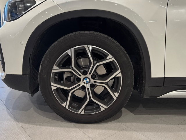 BMW X1 xDrive18d color Blanco. Año 2021. 110KW(150CV). Diésel. En concesionario Motor Gorbea de Álava