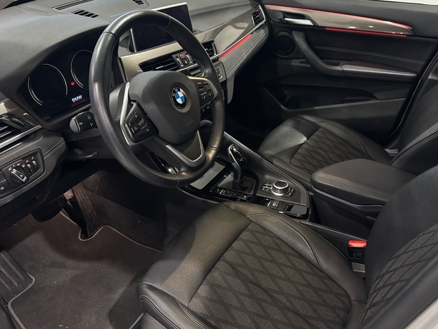 BMW X1 xDrive18d color Blanco. Año 2021. 110KW(150CV). Diésel. En concesionario Motor Gorbea de Álava