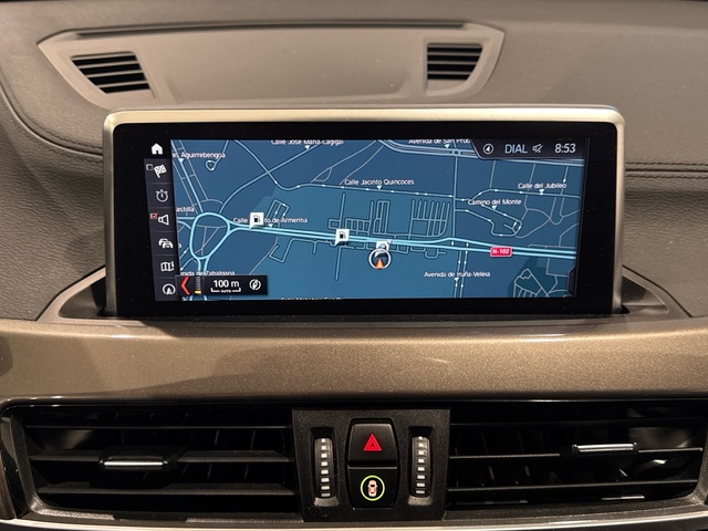 BMW X1 xDrive18d color Blanco. Año 2021. 110KW(150CV). Diésel. En concesionario Motor Gorbea de Álava