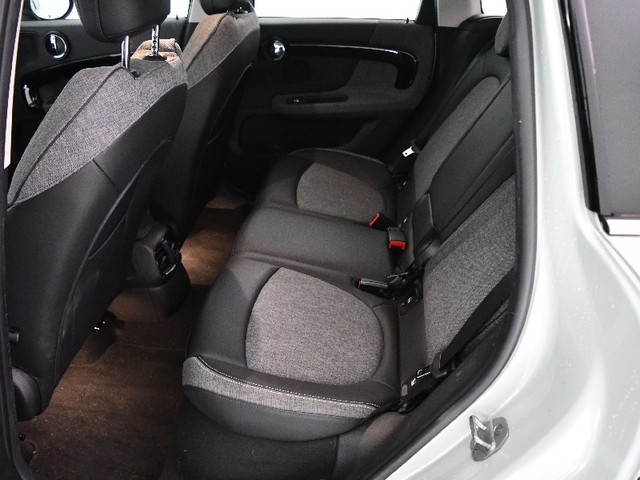 fotoG 8 del MINI MINI Countryman Cooper S E ALL4 162 kW (220 CV) 220cv Eléctrico del 2021 en Madrid