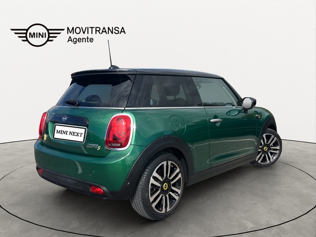 fotoG 3 del MINI MINI Cooper SE 135 kW (184 CV) 184cv Eléctrico del 2021 en Huelva