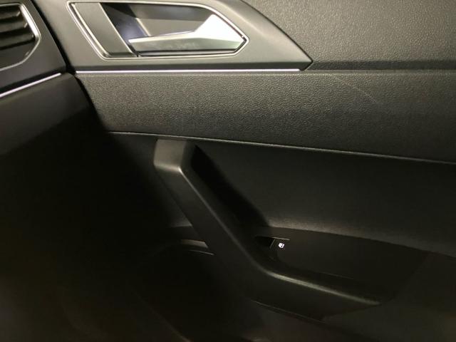 Volkswagen Taigo R-Line 1.0 TSI 81 kW (110 CV) DSG