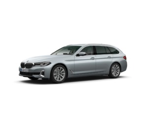 Fotos de BMW Serie 5 520i Touring color Azul. Año 2021. 135KW(184CV). Híbrido Electro/Gasolina. En concesionario Caetano Cuzco, Alcalá de Madrid