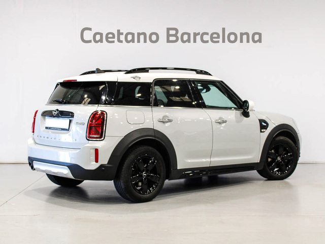 fotoG 3 del MINI MINI Countryman Cooper 100 kW (136 CV) 136cv Gasolina del 2021 en Barcelona