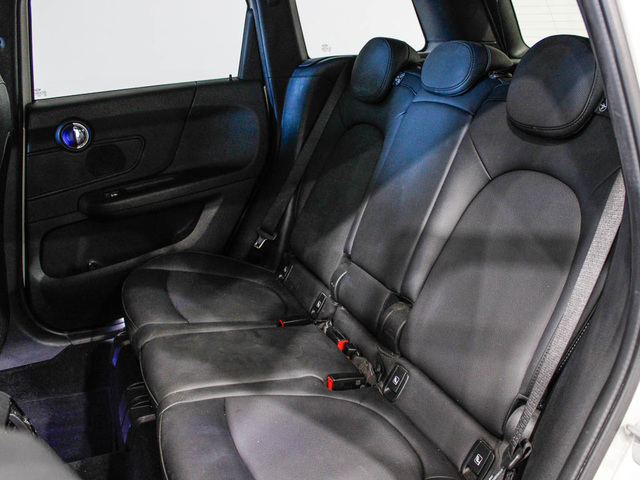 fotoG 8 del MINI MINI Countryman Cooper 100 kW (136 CV) 136cv Gasolina del 2021 en Barcelona