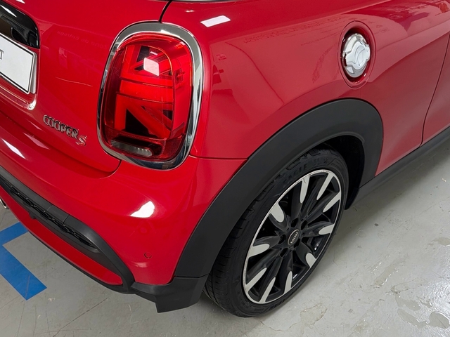 fotoG 12 del MINI MINI Cooper S 131 kW (178 CV) 178cv Gasolina del 2021 en Asturias