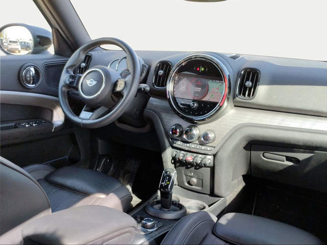 fotoG 7 del MINI MINI Countryman Cooper 100 kW (136 CV) 136cv Gasolina del 2023 en Córdoba