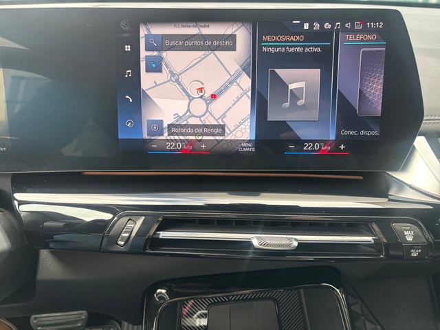 BMW iX1 xDrive30 color Blanco. Año 2023. 230KW(313CV). Eléctrico. En concesionario Pruna Motor, S.L de Barcelona