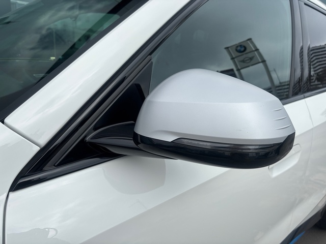 BMW iX1 xDrive30 color Blanco. Año 2023. 230KW(313CV). Eléctrico. En concesionario Pruna Motor, S.L de Barcelona