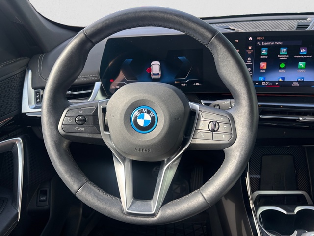 BMW iX1 xDrive30 color Blanco. Año 2023. 230KW(313CV). Eléctrico. En concesionario Pruna Motor, S.L de Barcelona