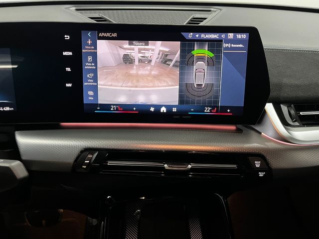 BMW iX2 eDrive20 color Gris. Año 2025. 150KW(204CV). Eléctrico. En concesionario Unicars Ponent de Lleida