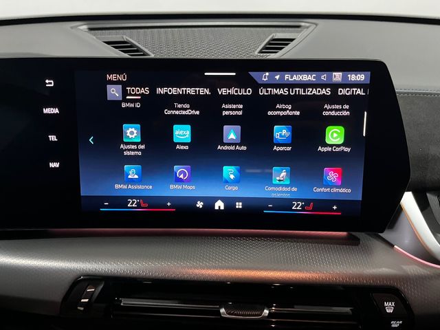 BMW iX2 eDrive20 color Gris. Año 2025. 150KW(204CV). Eléctrico. En concesionario Unicars Ponent de Lleida